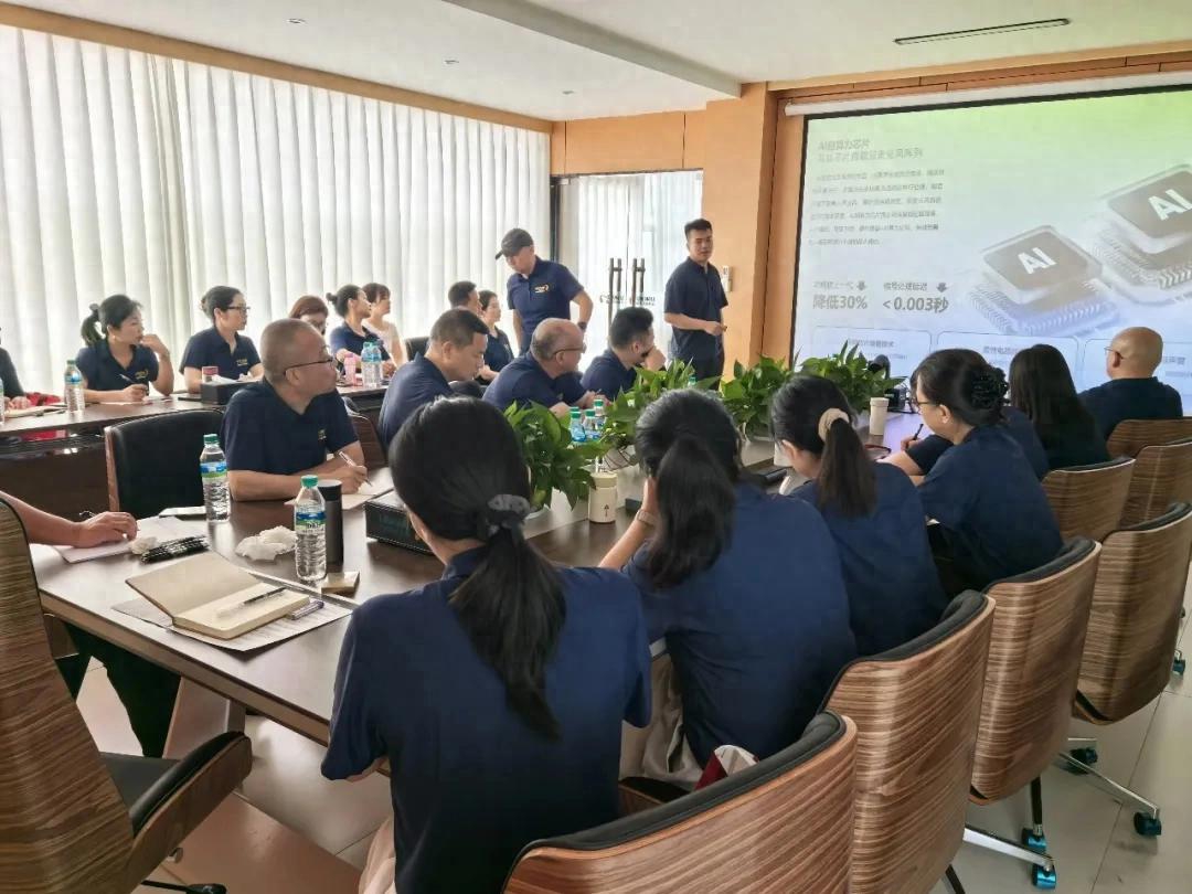 凝心聚力再出发 | 听觉有道助听器连锁2026年中运营会议圆满召开(图1)